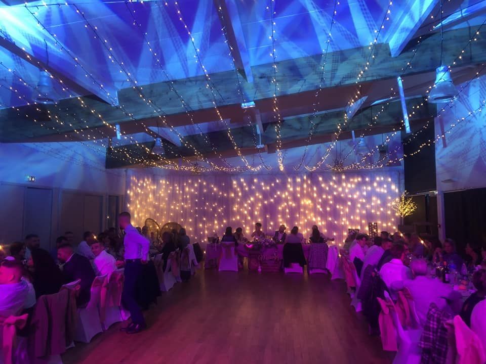 DJ mariage avec sonorisation et éclairage en Lorraine